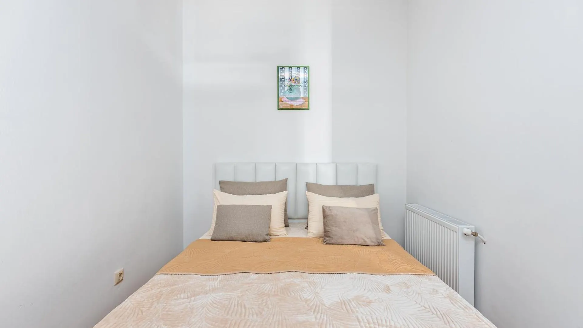 Le Home - Cozy 2 Bedroom Apartment In Saburtalo Тбилиси